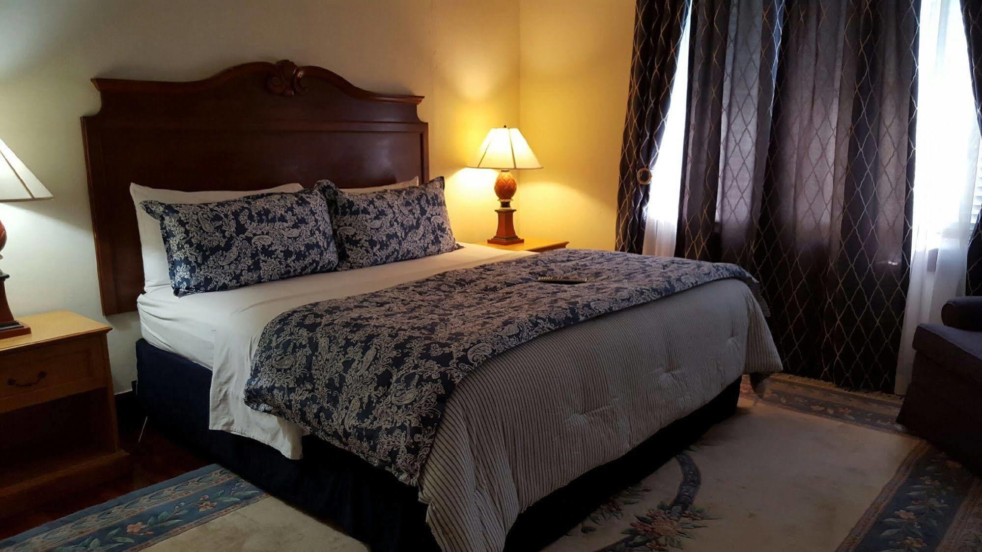 Putnam Lodge Hotel And Spa Cross City ภายนอก รูปภาพ