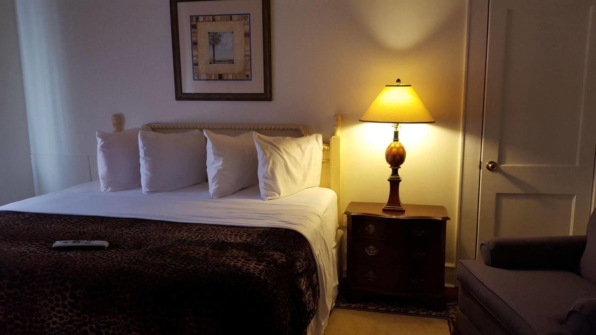 Putnam Lodge Hotel And Spa Cross City ภายนอก รูปภาพ